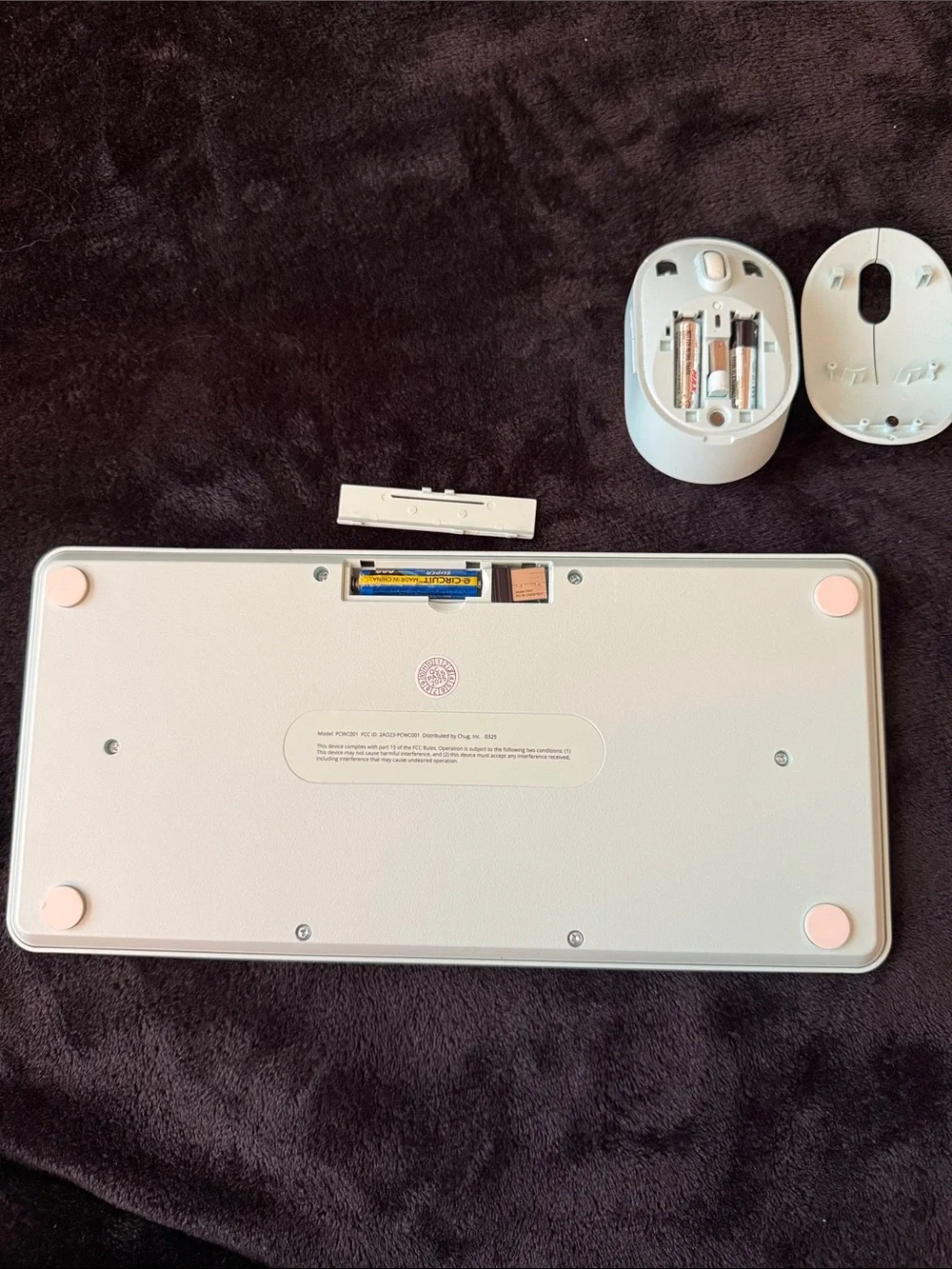 Wireless Compact Keyboard and Mouse Set — White